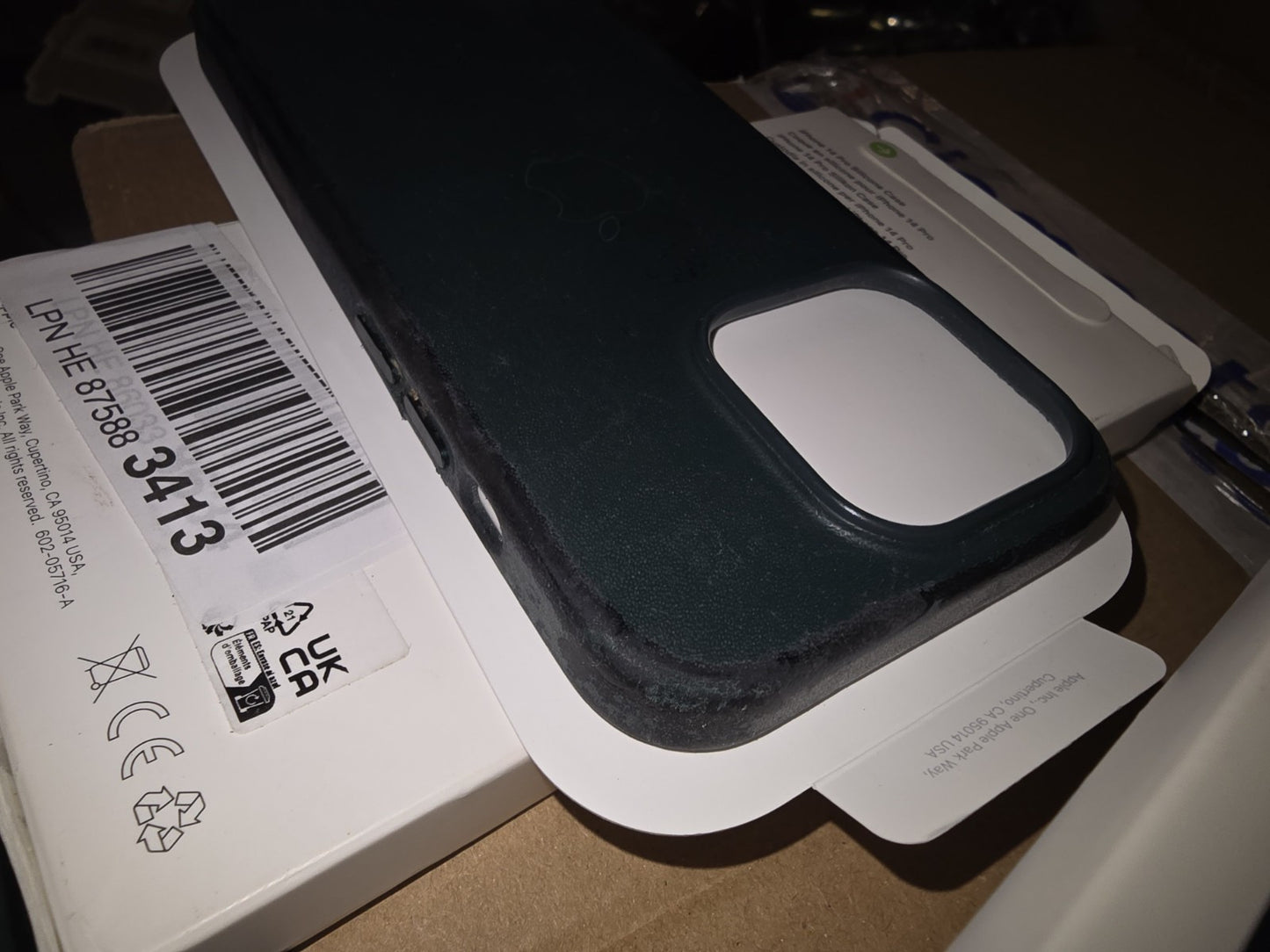 Apple Silikon Case mit MagSafe für iPhone 14 - Mitternacht