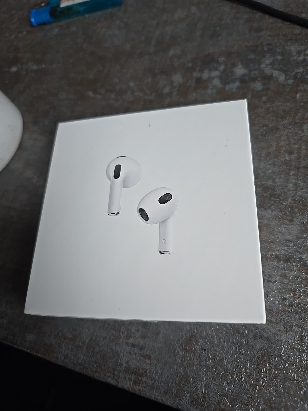 Apple AirPods  - 3. Generation  -  True Wireless-Kopfhörer -  Lightning Ladecase