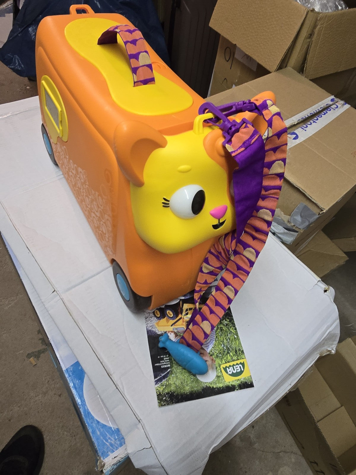 B. toys Kinder Handgepäck Koffer Katze Reisekoffer Licht Sound Aufsitzen B Ware